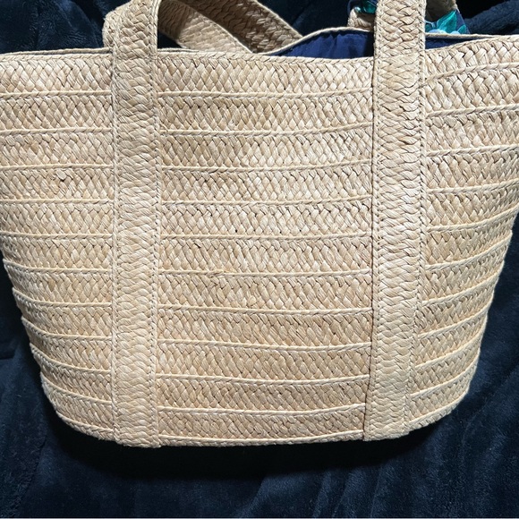 Draper James Straw Summer Bag, Beach Bag with Scarf - Picture 4 of 8